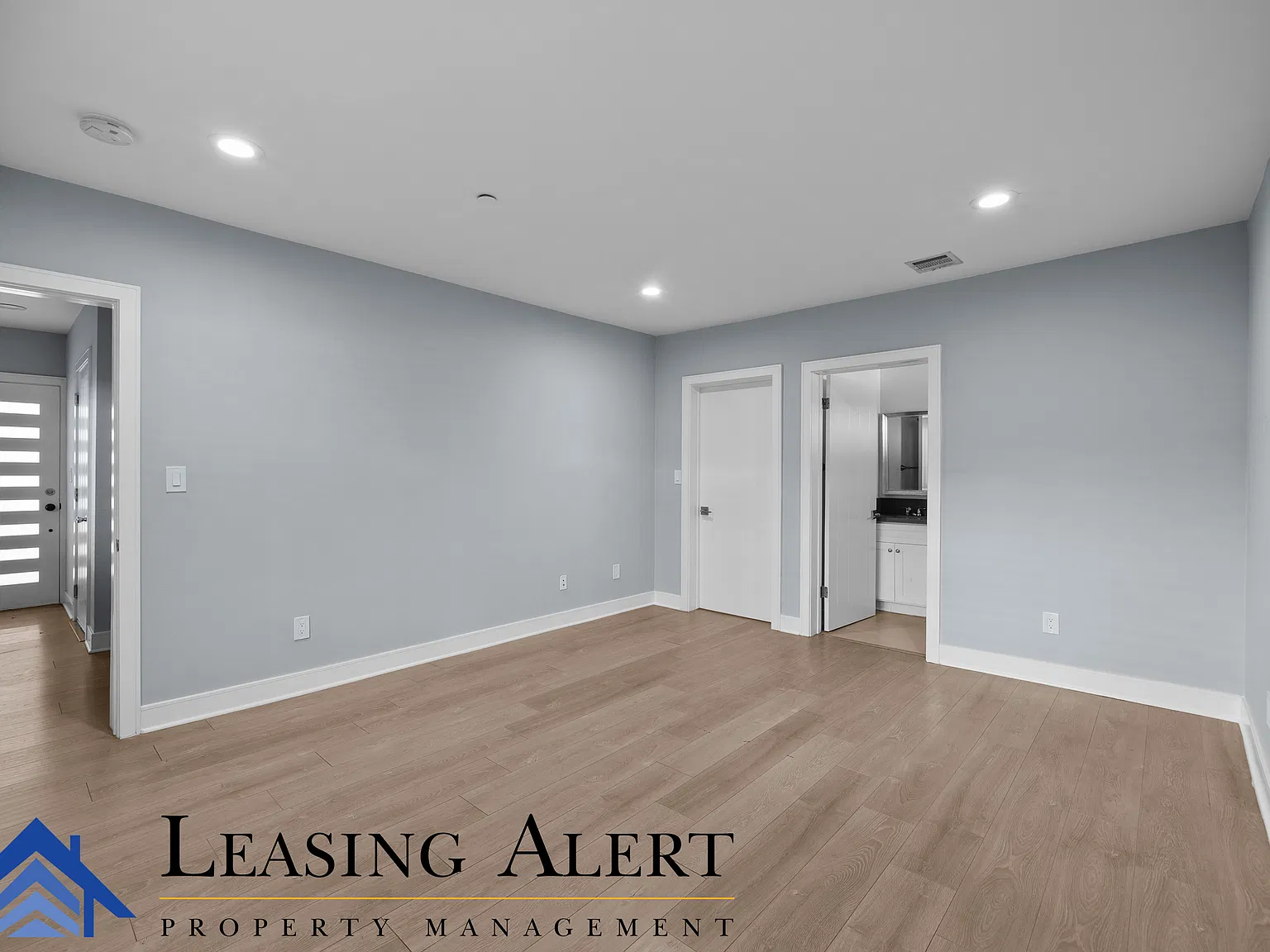 3 bed, 3.5 bath, 1974 sqft, $5,200 — Photo 3