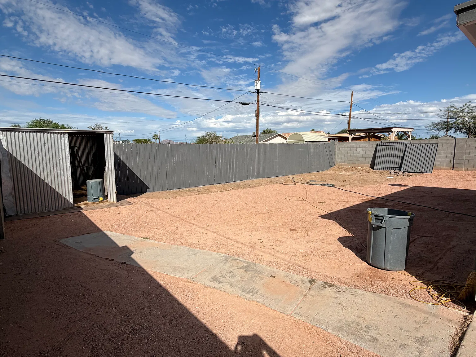 3 bed, 864 sqft, $2,000 — Photo 4
