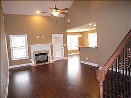 2nd image of 68 Franklin St