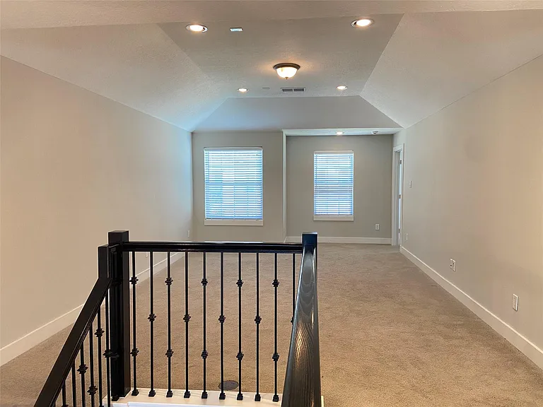 13409 Preston Cliff Ct — Photo 20