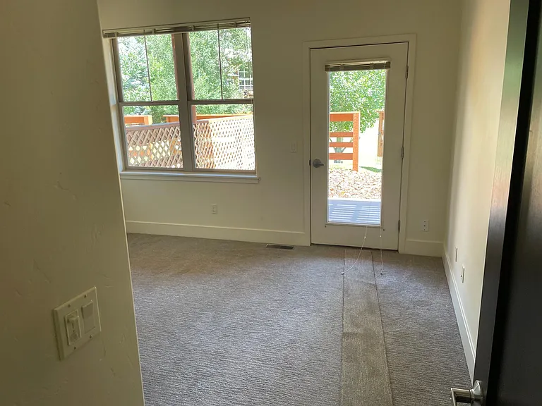 454 E Jody Rd — Photo 8