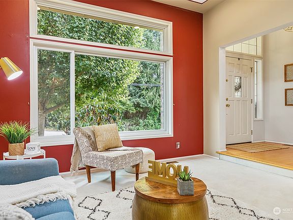 5th image of 18237 64th Avenue NE