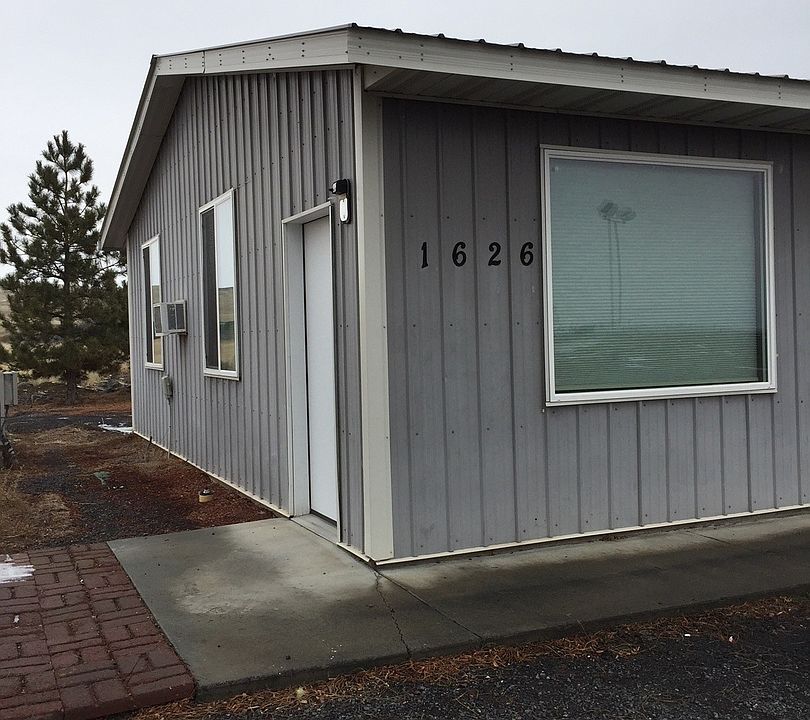 1st image of 1626 Highway 28 W