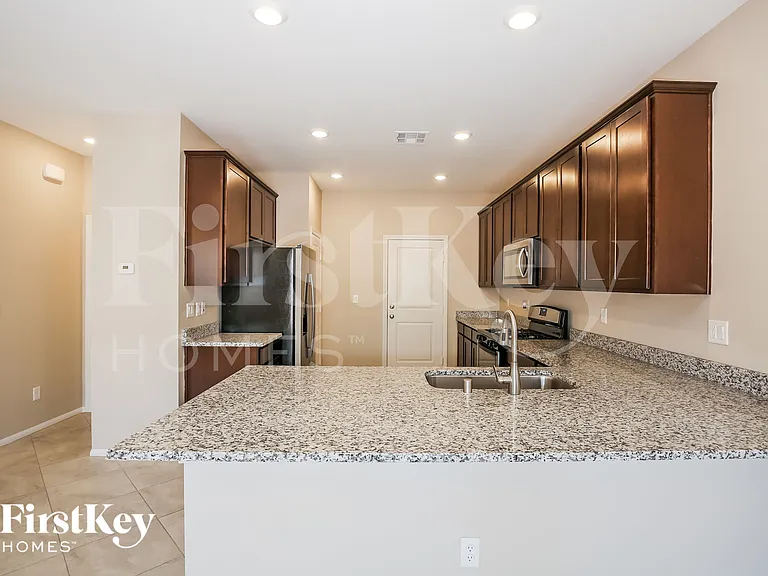 1232 Carved Terrace Ave — Photo 6