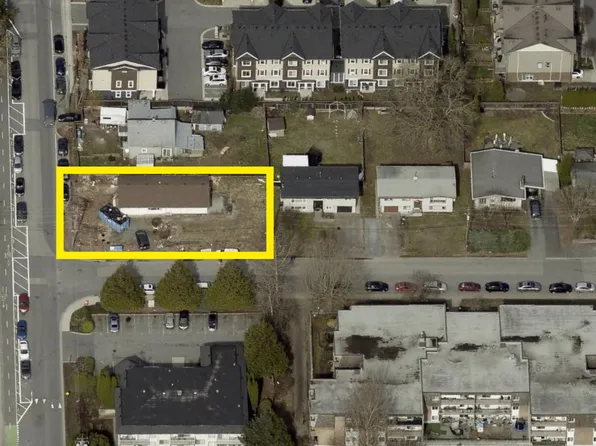 1926 Salton Rd, Abbotsford, BC V2S 3W7