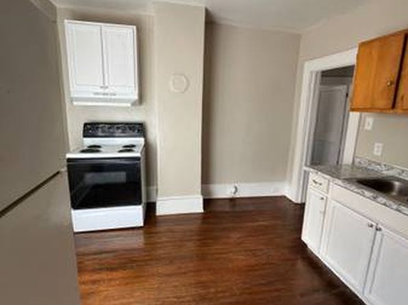 1811 Orange Ave NW #2, Roanoke, VA 24017