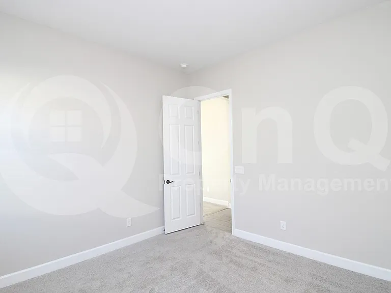44626 N 44th Ave — Photo 13