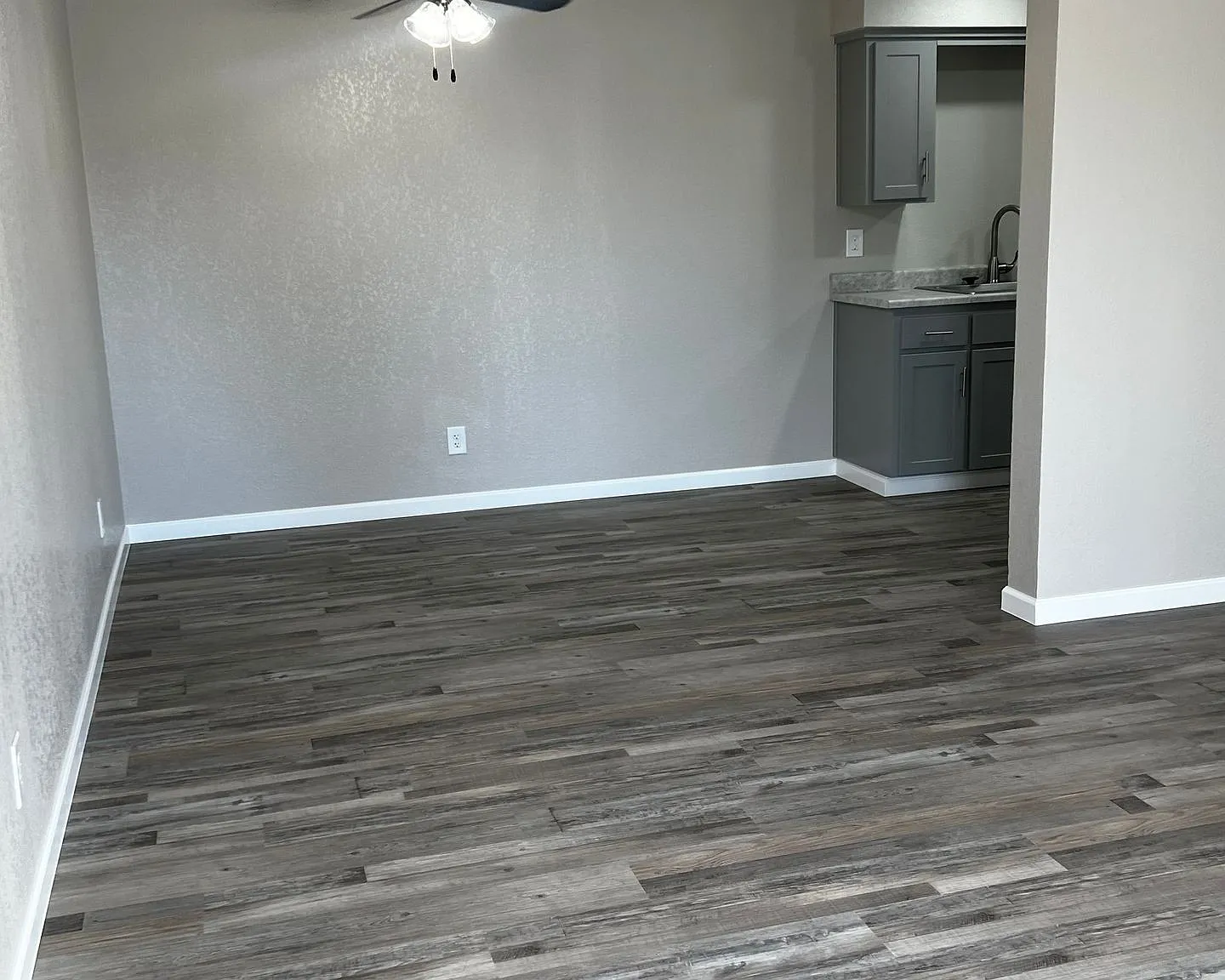 Meadowbrook Apartments — Photo 3