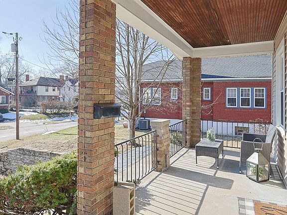2nd image of 3416 S Club Crest Ave