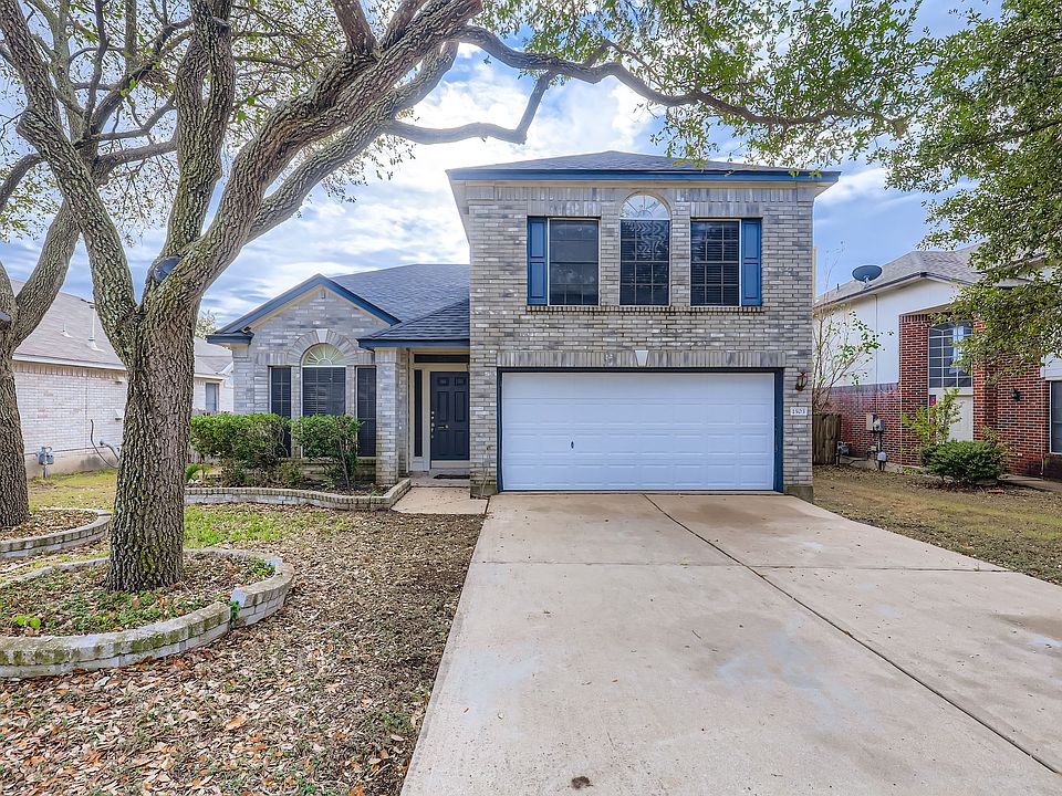 1st image of 1503 Lobo Mountain Ln