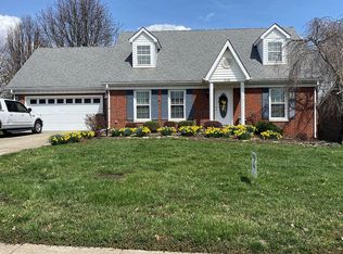 319 Colony Dr, Versailles, KY 40383