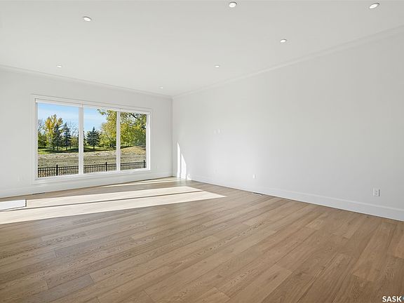5th image of 350 Cartwright Street #27