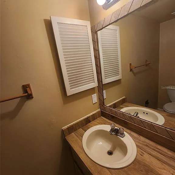 702 SW 70th Ter #B — Photo 17