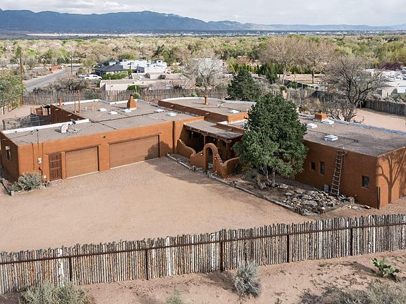 2nd image of 159 El Rey Dr