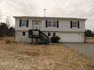 181 Hubbard Rd, Lebanon, ME 04027