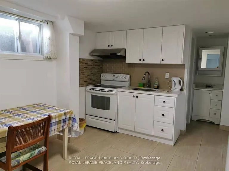 84 Araman Dr #1 — Photo 5