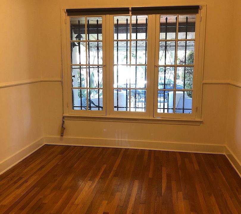 1st image of 746 N Harper Ave