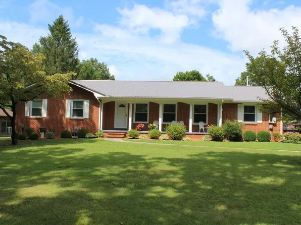 570 Crestwood Dr, Cookeville, TN 38501