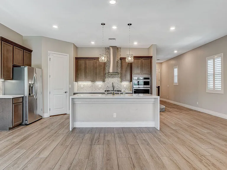 4124 Elegant Chateau St — Photo 13