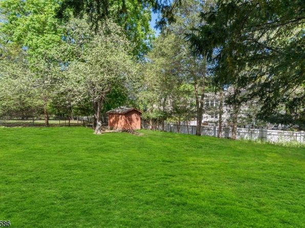 475 Stevens Ave, Ridgewood Village, NJ 07450