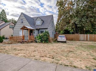 570 W Grant St, Lebanon, OR 97355 | Zillow