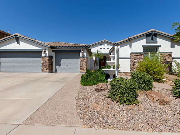 2nd image of 1839 E Kaibab Dr