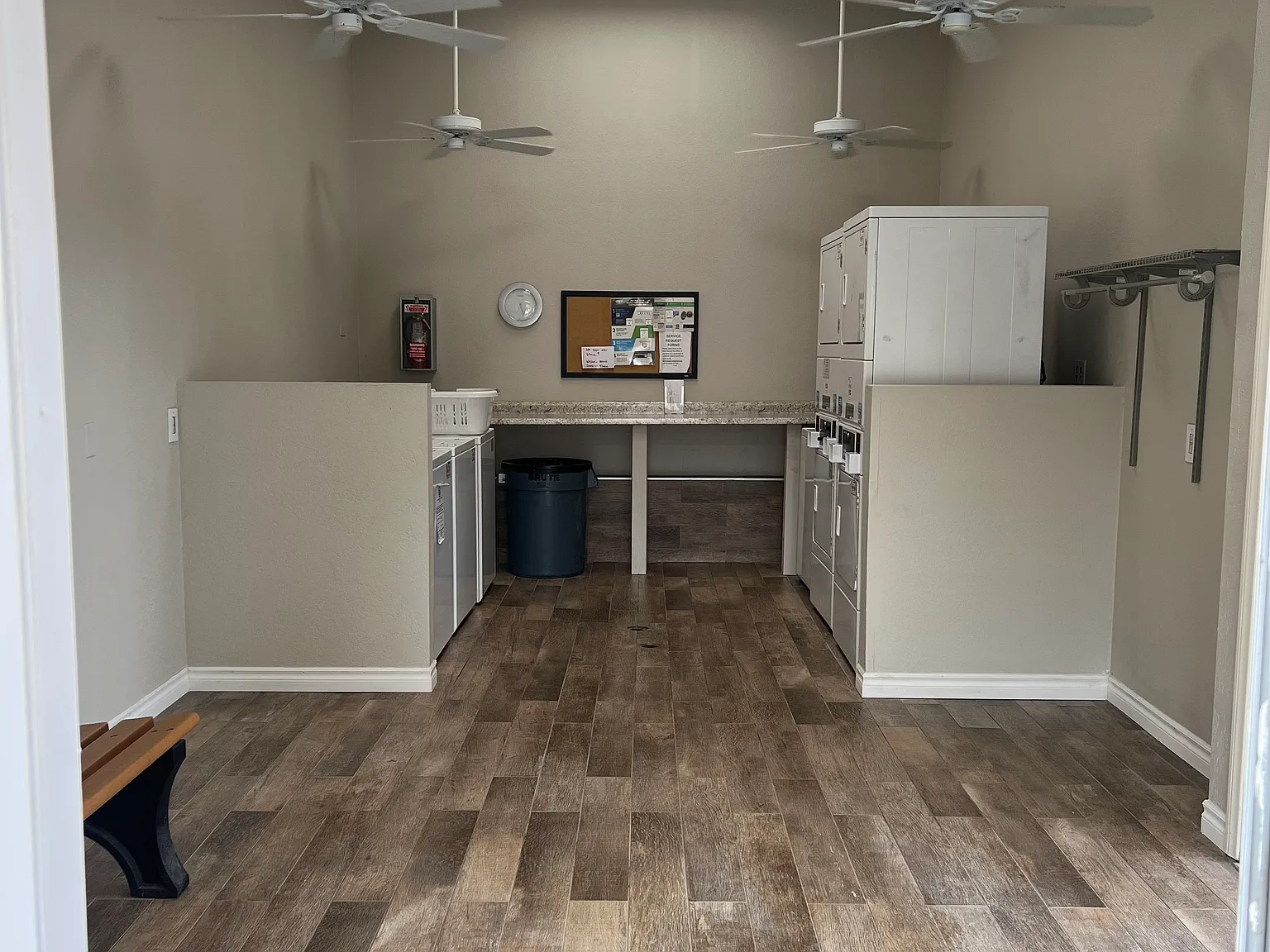 Rancho Vista Apartments — Photo 2