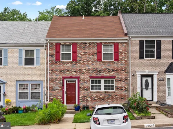 2030 Mayflower Dr, Woodbridge, VA 22192