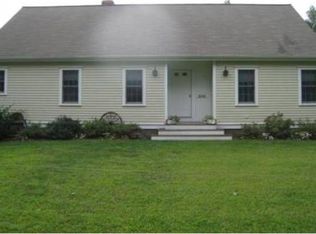 896 Auburn St, Whitman, MA 02382