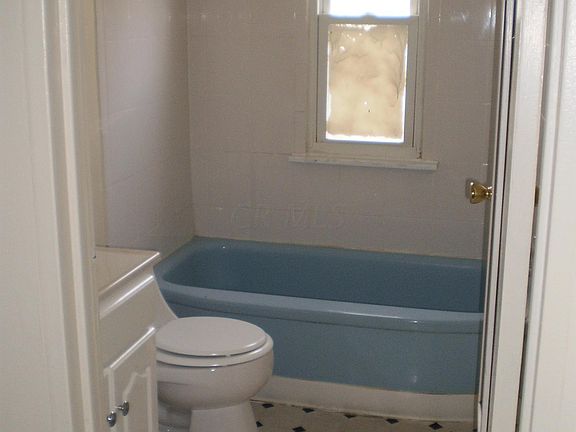 2nd image of 2885 Bellwood Ave