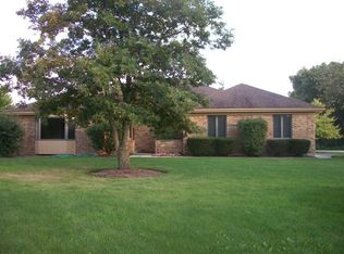 22705 W Lochanora Dr, Lake Zurich, IL 60047