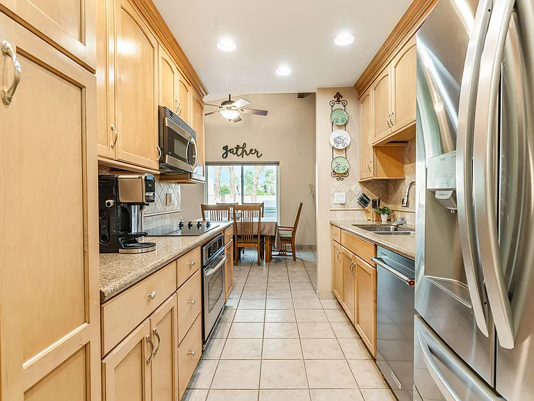 43260 Silktree Ln — Photo 6