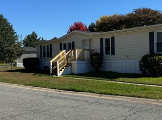 1123 Donna Marie Loop, Bear, DE 19701