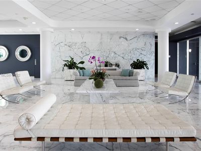 5055 Collins Ave #Penthouse 14f, Miami Beach, FL, 33140