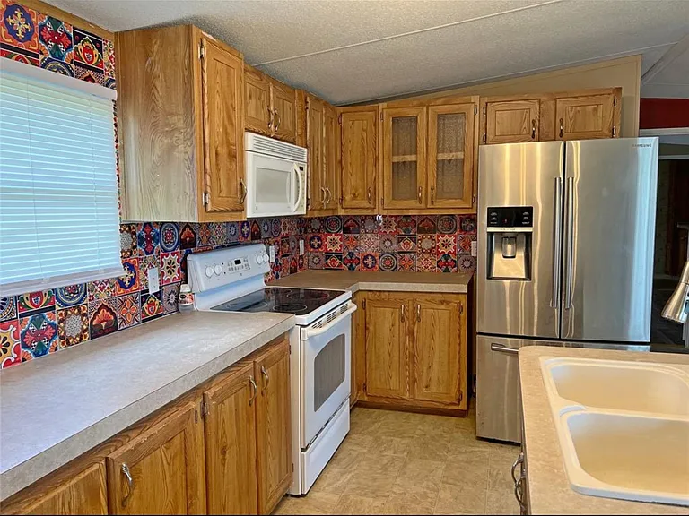 14 Walnut Bnd — Photo 5