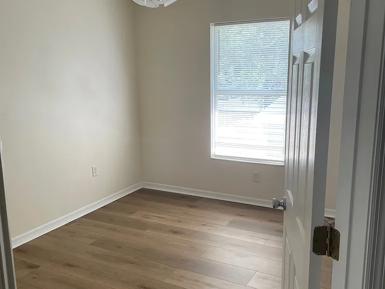 2015 Saint George Dr — Photo 13