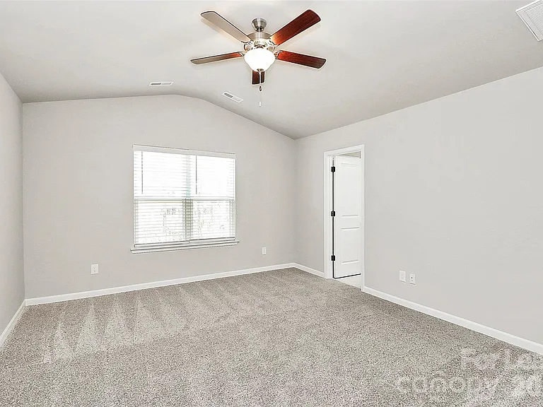 8208 Stonemere Ln — Photo 15