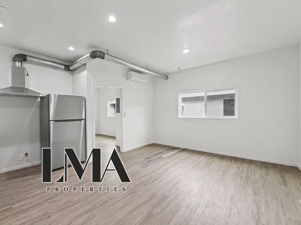 611 W 82nd St, Los Angeles, CA
