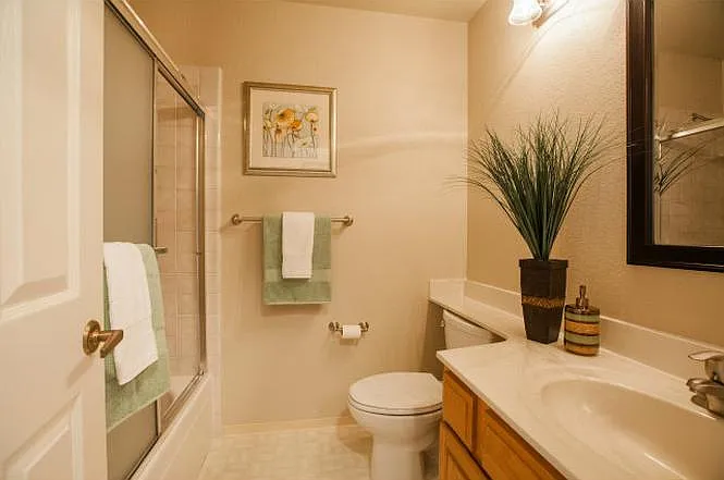 406 Darryl Dr — Photo 12