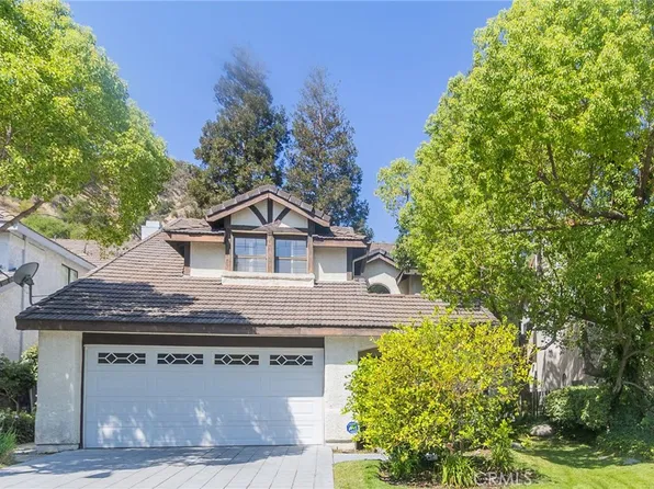 25355 Clarke St, Valencia, CA 91381