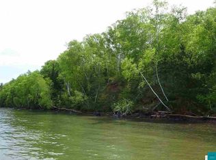 2718 N Shore Rd, La Pointe, WI 54850