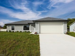 200 SW 10th Ave, Cape Coral, FL 33991