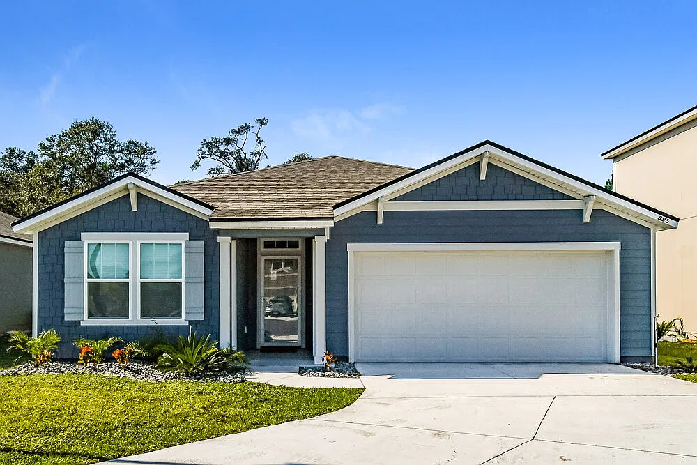 3 bed, 2.0 bath, 1714 sqft, $2,080 — Photo 1