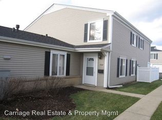 722 E Old Willow Rd #103-C, Prospect Heights, IL 60070