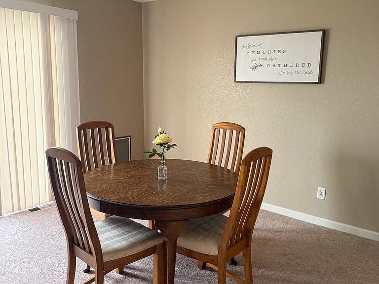 Lunar Ave — Photo 17