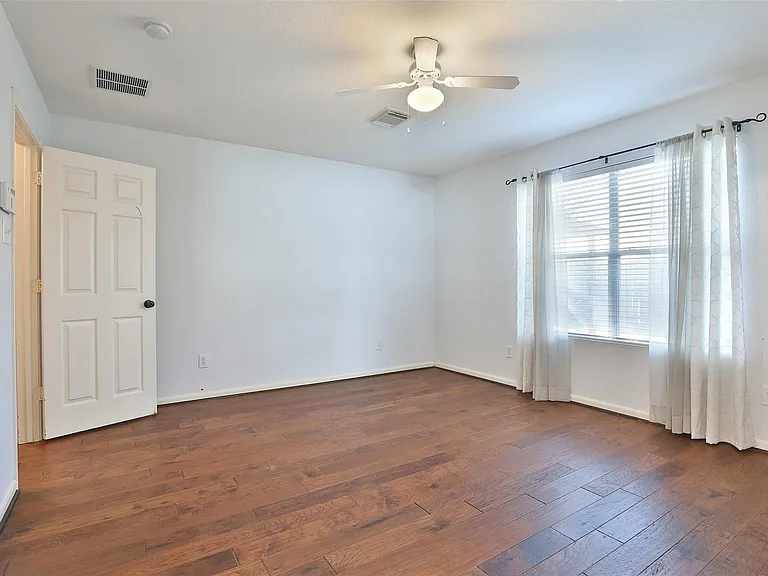 19627 Beachy Ct — Photo 18