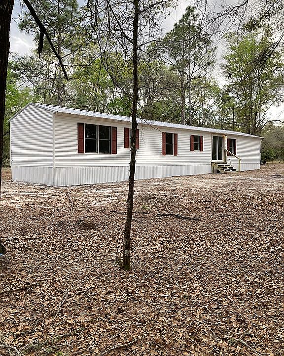 Remodeled 3/2 on 5 acres