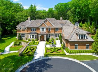 31 N Porchuck Rd, Greenwich, CT 06831