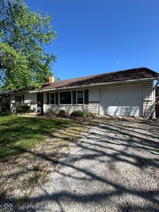 41 Sayre Dr, Greenwood, IN, 46143