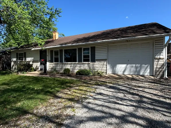 41 Sayre Dr, Greenwood, IN 46143